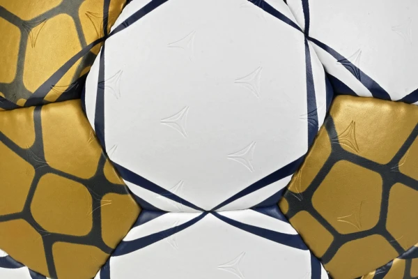 Гандбольний м'яч Select ULTIMATE REPLICA EHF CHAMPIONS LEAGUE V24 біло-золотий Розмір 3 167084-990