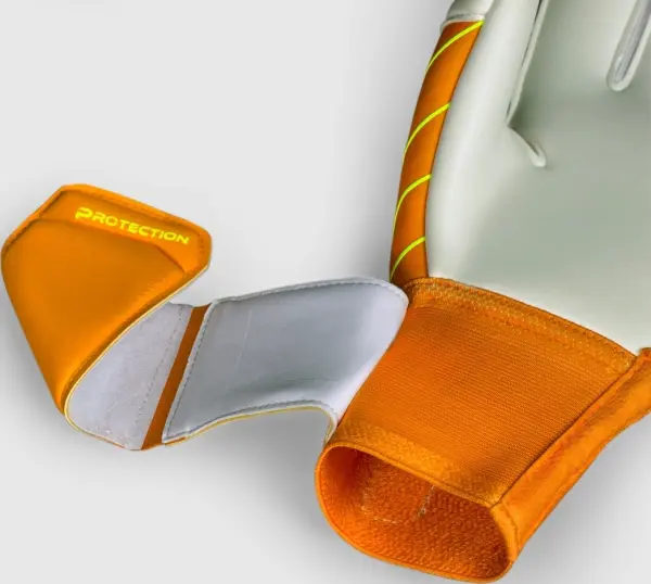 Воротарські рукавиці Select 34 PROTECTION V26 оранжево-лимонні 601359-666