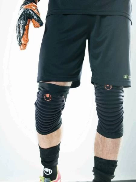 Наколінник Uhlsport TorwartTECH чорний 1006965 01