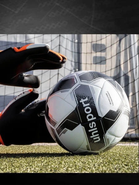 М'яч футбольний Uhlsport REVOLUTION THERMOBONDED біло-чорно-срібний 1001715 01 Розмір 5
