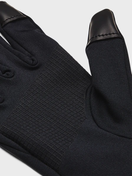 Перчатки женские Under Armour STORM LINER черные 1365973-001