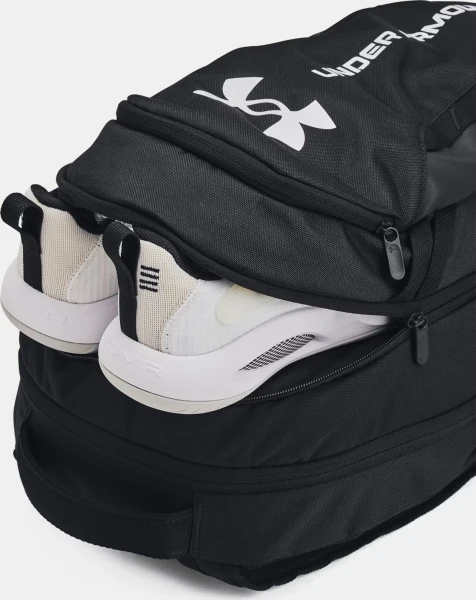 Рюкзак Under Armour HUSTLE 6.0 BACKPACK чорний 1384672-002