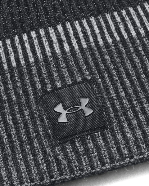 Шапка Under Armour LAUNCH REFLECTIVE BEANIE черно-серая 1386648-001