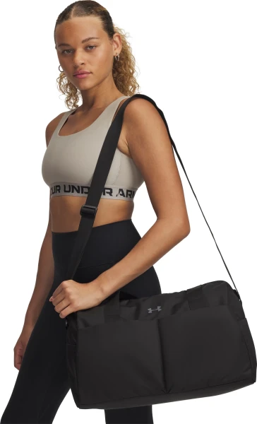 Сумка спортивная женская Under Armour STUDIO LITE DUFFLE 26L черная 1388915-001