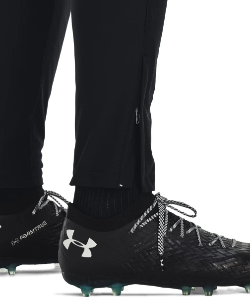 Спортивний костюм Under Armour CHALLENGER чорний 1379592-001