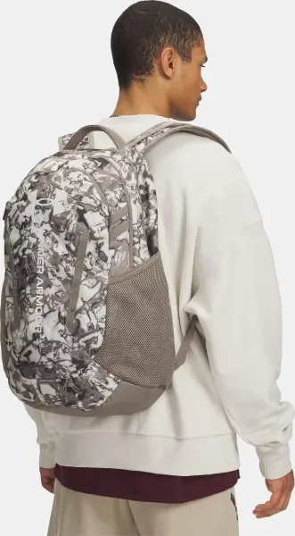 Рюкзак Under Armour HUSTLE 6.0 BACKPACK коричнево-бежевый 1384672-200