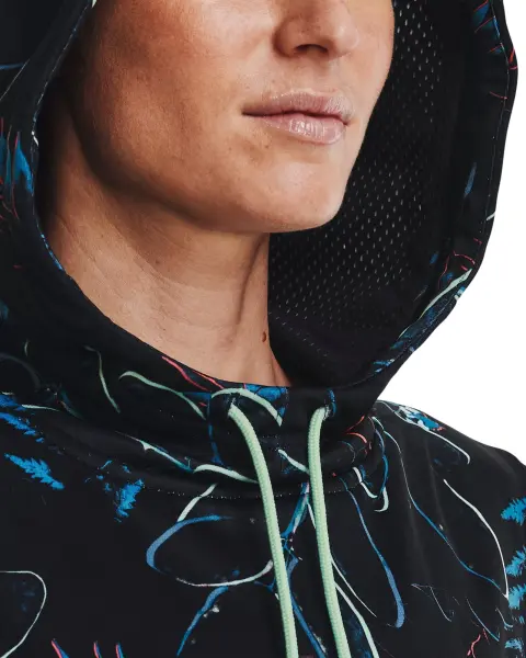 Худи женское Under Armour ARMOUR FLEECE PRINTED черно-сине-красно-белое 1367705-001