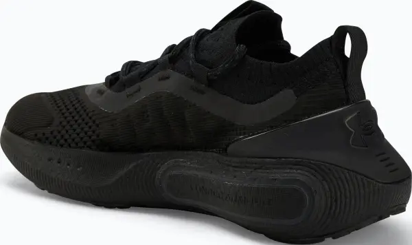 Кроссовки женские Under Armour PHANTOM 4 черные 3027594-002