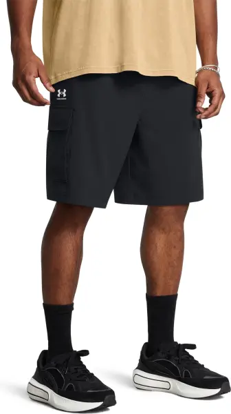 Шорти Under Armour VIBE WOVEN 8" CARGO чорні 1386560-001