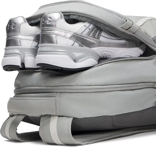 Рюкзак Under Armour HUSTLE 6.0 BACKPACK светло-серый 1384672-069