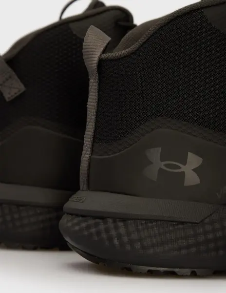 Ботинки Under Armour VALSETZ MID черные 3027382-001
