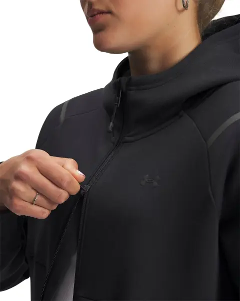 Толстовка женская Under Armour UNSTOPPABLE FLEECE черная 1379842-001
