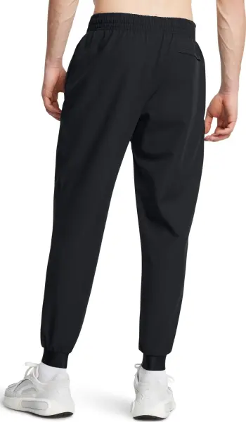 Спортивні штани Under Armour UNSTOPPABLE JOGGERS чорні 1388823-001