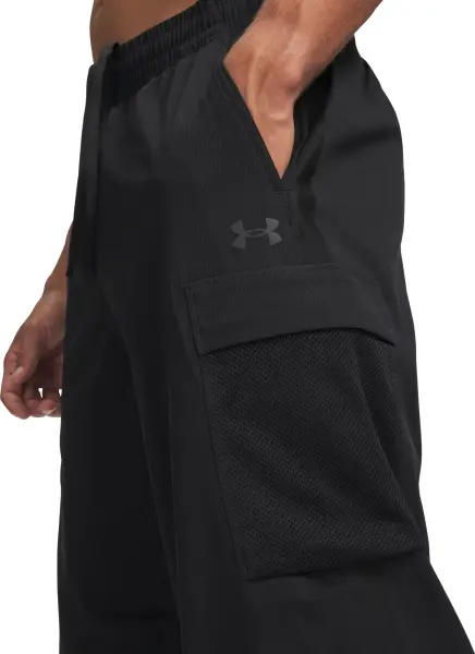 Спортивні штани Under Armour UNSTOPPABLE AIRVENT чорні 6009363-001