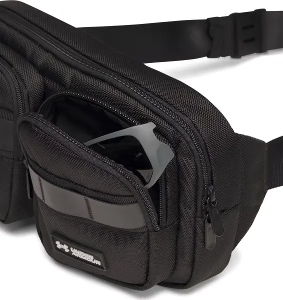 Сумка на пояс Under Armour TRIUMPH CROSSBODY 4L черная 6011286-001