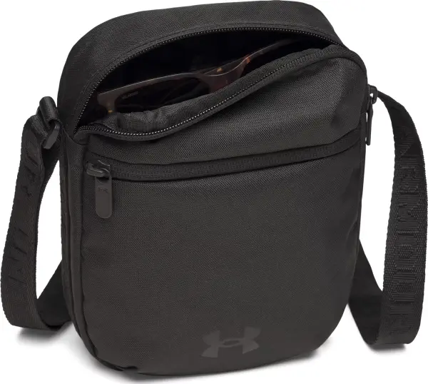 Сумка через плече Under Armour ESSENTIAL 3,2L чорна 6011276-001