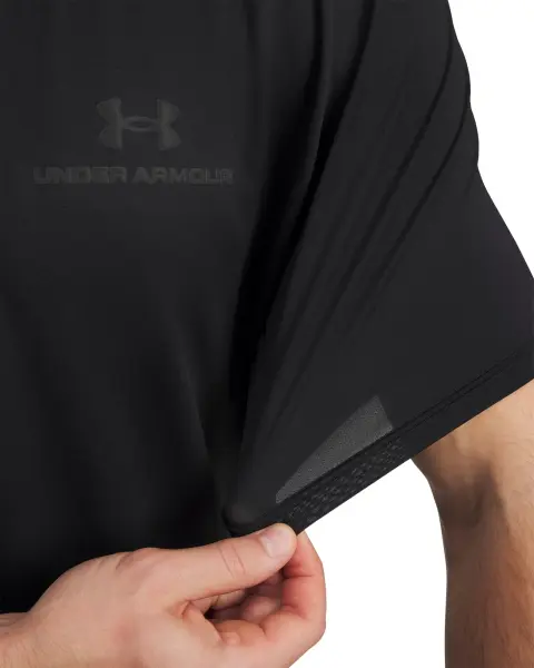 Футболка Under Armour VANISH ENERGY чорна 1383973-001
